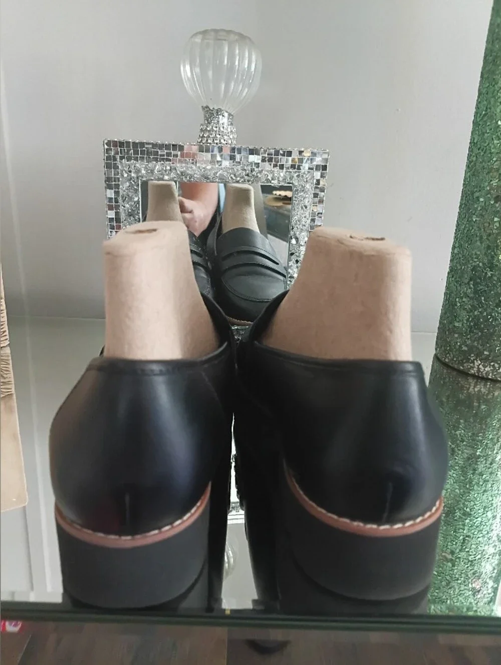 Vionic Black Leather Penny Loafers with Brown Trim